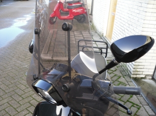 Vespa Sprint Black Sport Special White Wall