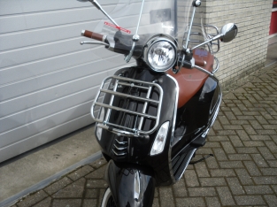 Vespa Primavera Black Sport Special Euro 5