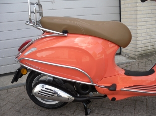 Vespa Primavera Special