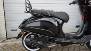 Vespa Primavera Black Edition Special Euro 5