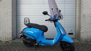 Vespa Sprint Facelift Blue Special E5+