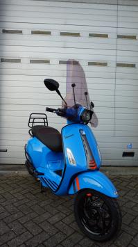 Vespa Sprint Facelift Blue Special E5+