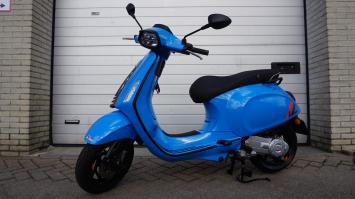 Vespa Sprint Facelift E5+ nieuwstaat 2023
