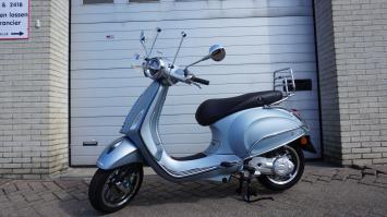 Vespa Primavera Grigio mat Special E5
