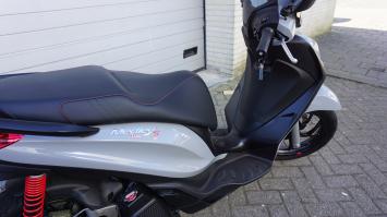 Piaggio Medley Sport 125cc nieuwstaat incl verlengde garantie